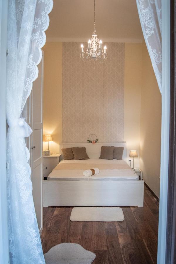 Broadway City Center, Fully Equipped, 4 Person Budapest Exterior photo